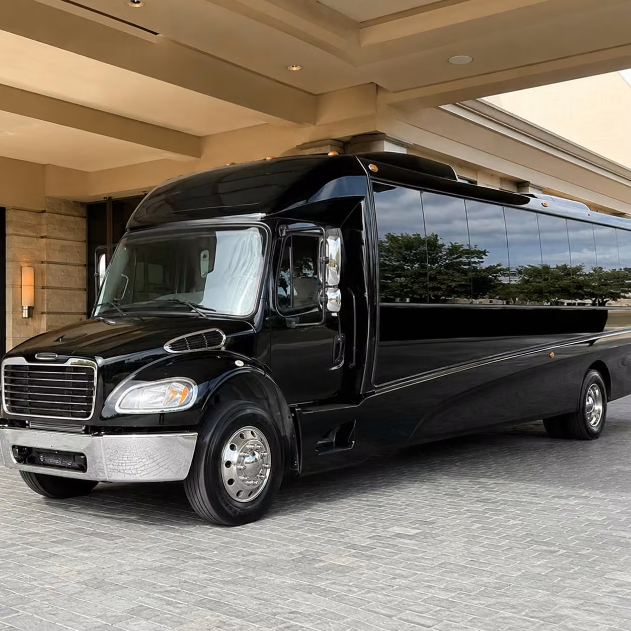 35 passenger minibus