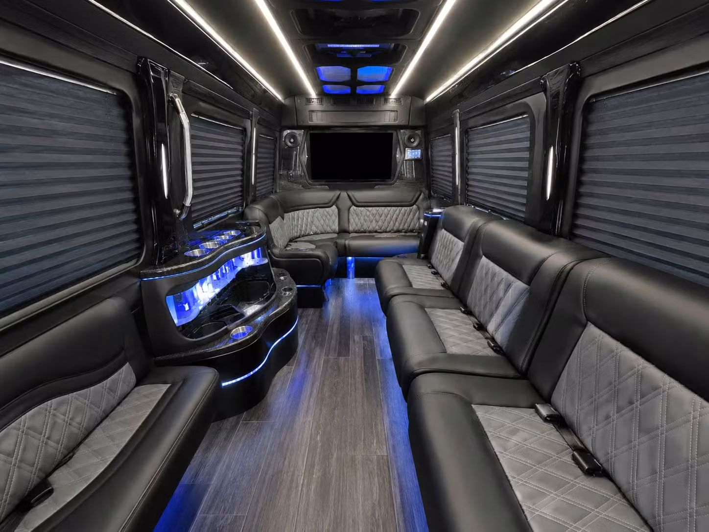 airport transfer shuttles for corporate groups in merced