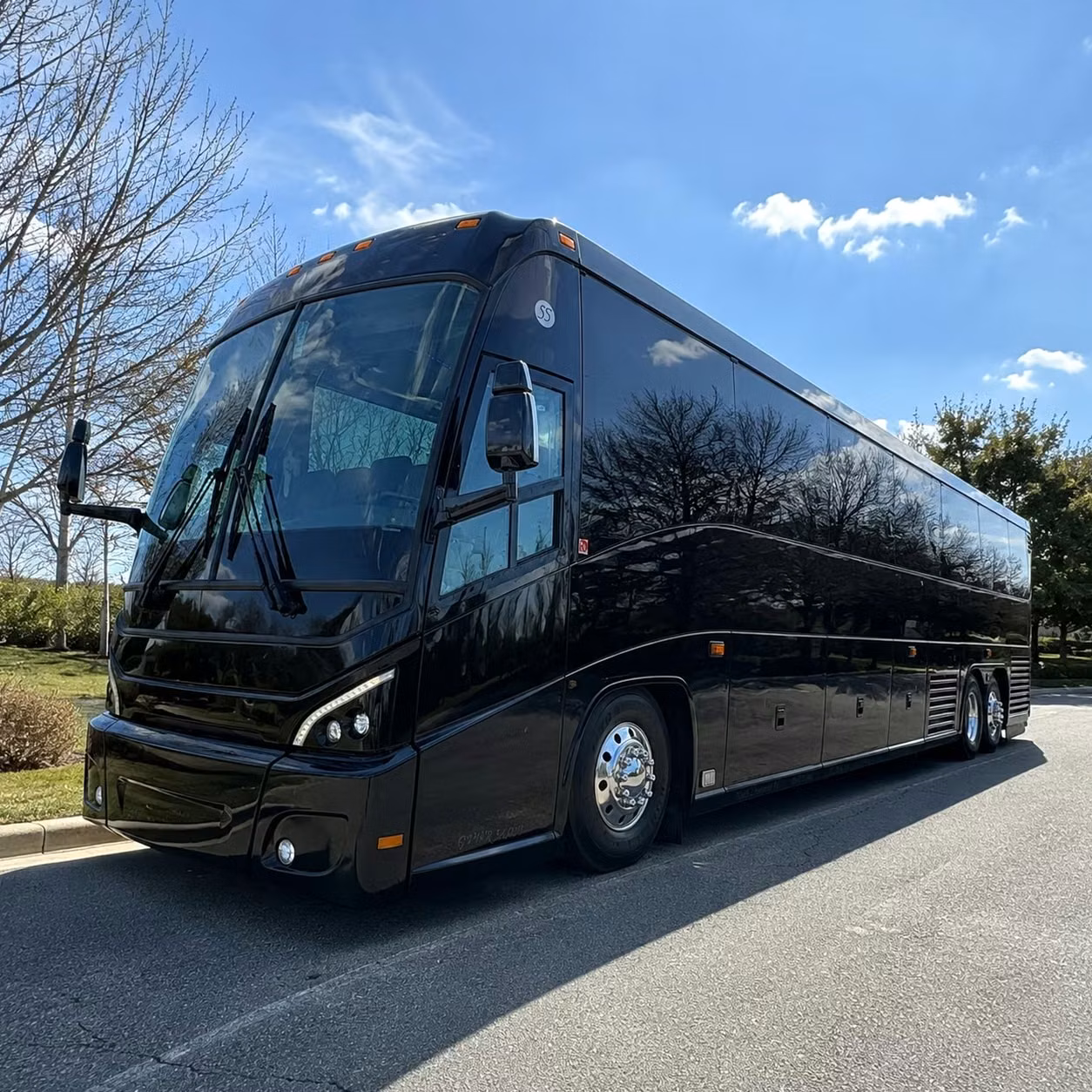 merced charter buses keep large prom groups comfortable for every mile