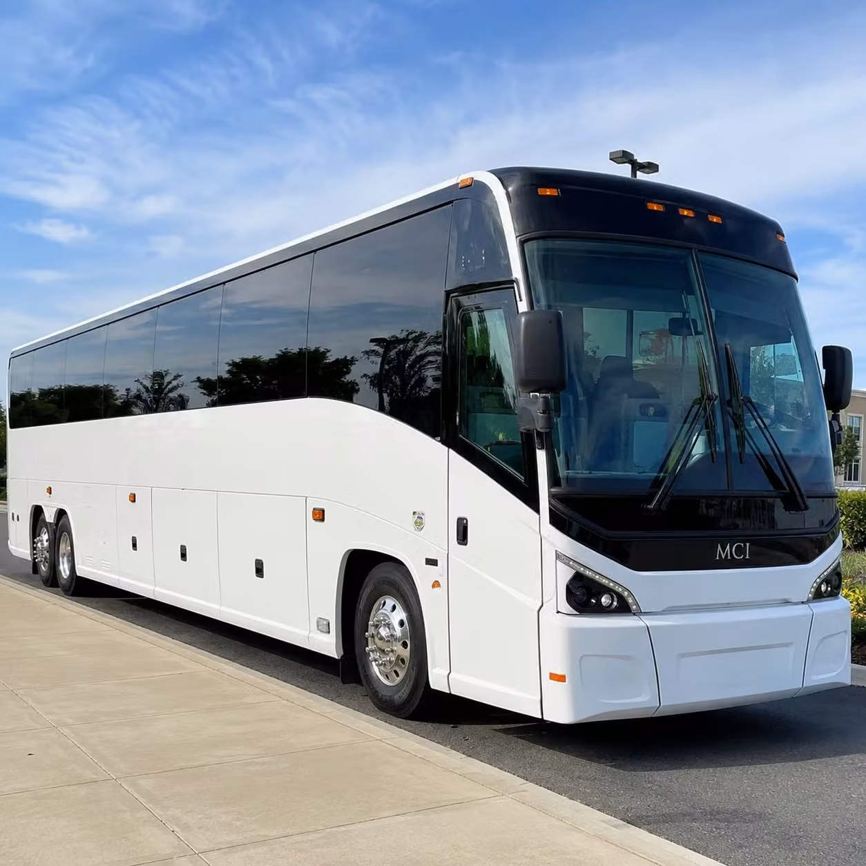 mercedcharterbus com connects merced groups to arena shows at save mart center in fresno
