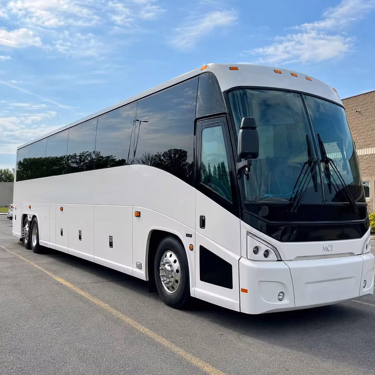 mercedcharterbus com makes getting to the merced theatre and beyond stress free