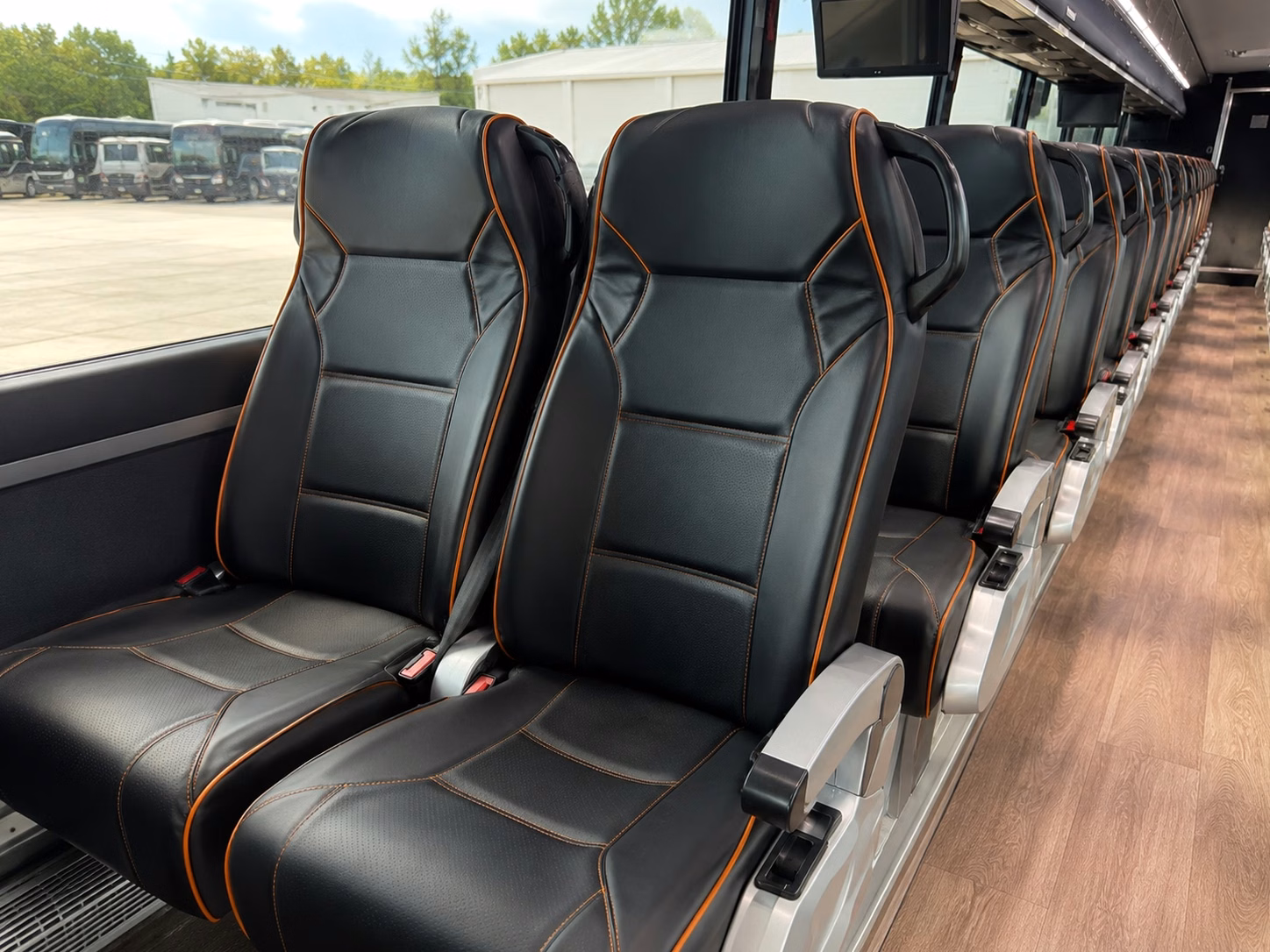 shuttle guests between merced hotels and your wedding venue without a hitch